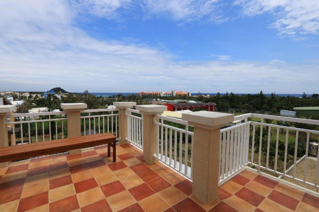 Island On The Sea Apartment Kenting Exterior photo